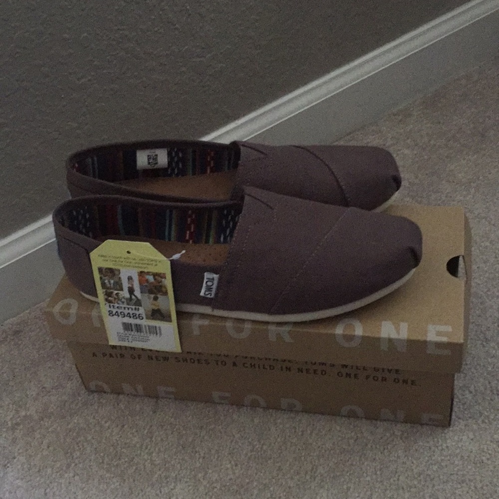 Toms Slip Ons